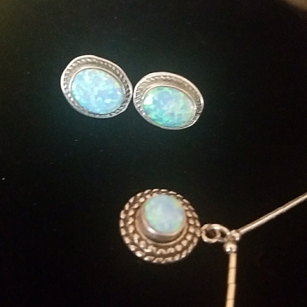 Sterling silver Opal Necklace & Earrings